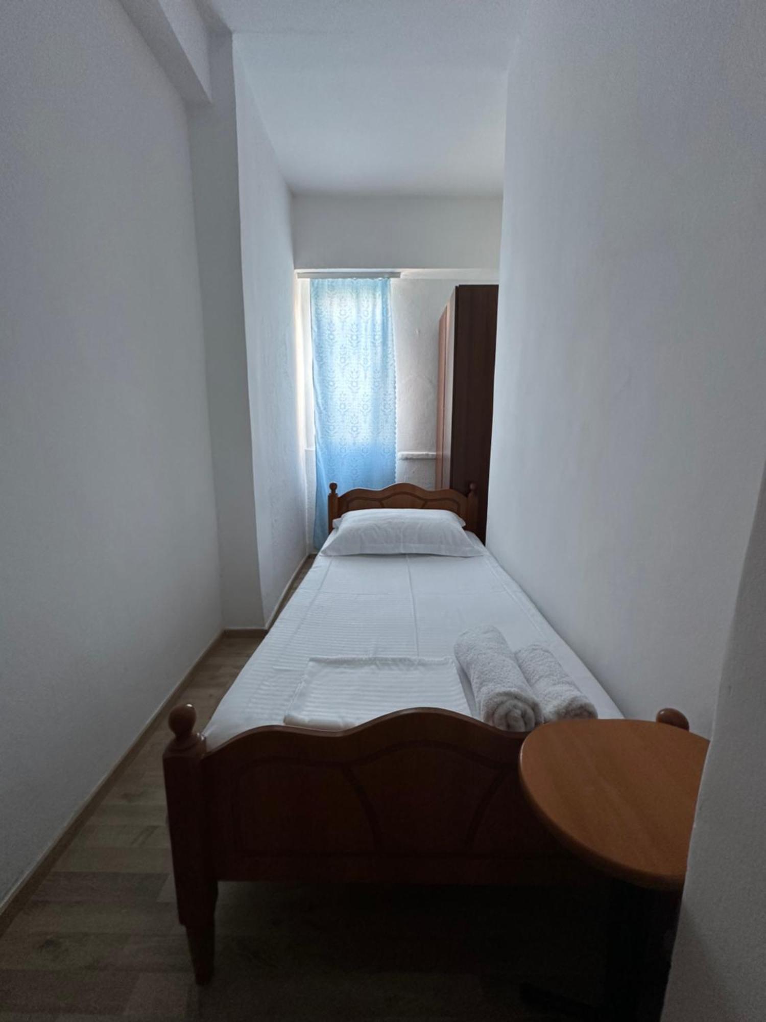 Vollga Apartment Durres Bagian luar foto